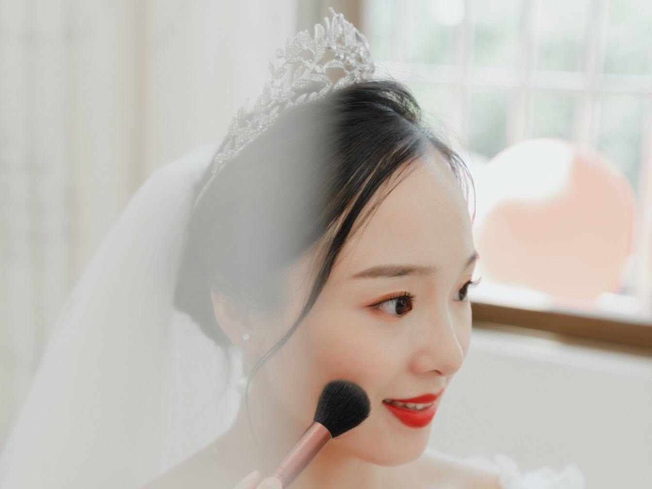 贴心新娘全程跟妆服务含超值千元大礼包