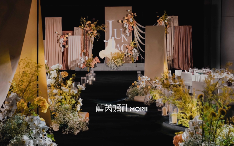 蘑芮morii婚礼｜小众婚礼全鲜花婚礼