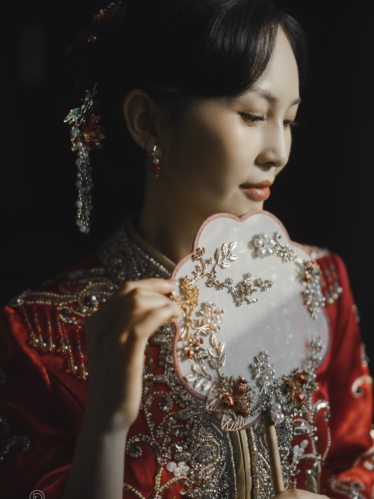 总监档全程跟妆+全套手工饰品（赠送妈妈妆）