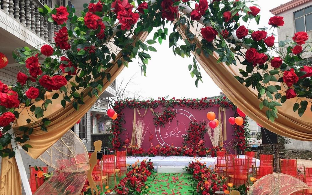 2020农村门口庭院中国红婚礼套餐