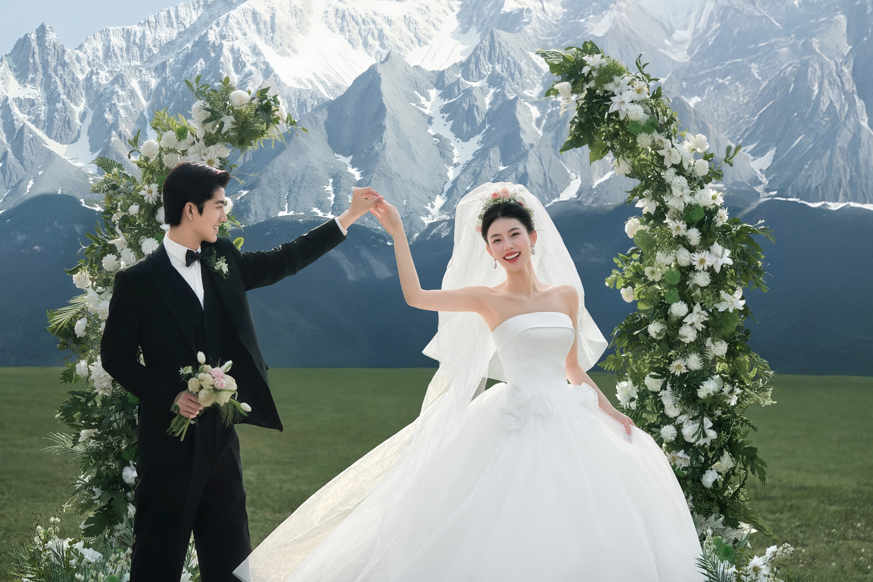 【夏季草坪婚纱照】+含当天短视频拍摄