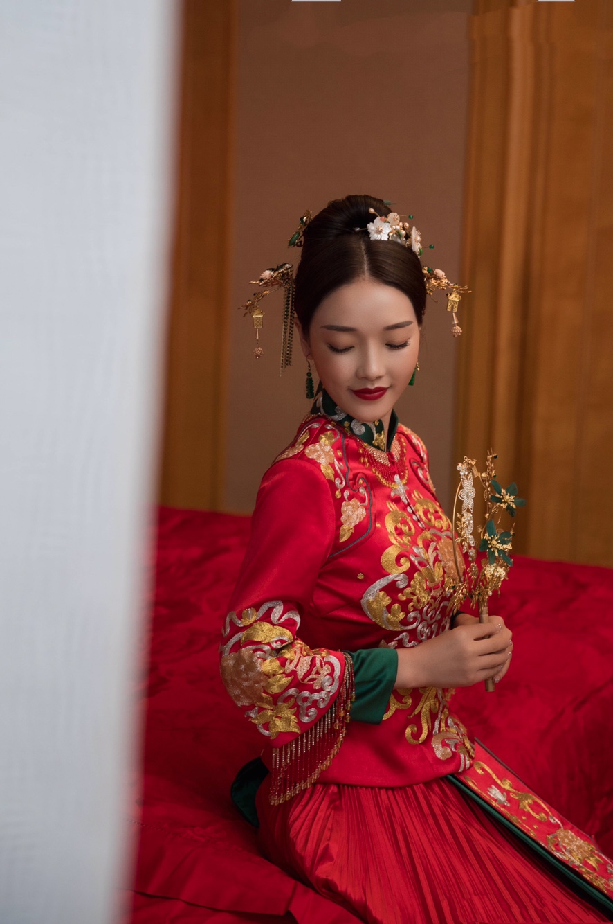 3000搞定婚礼当天全套衣服，气质不输万以上的！
