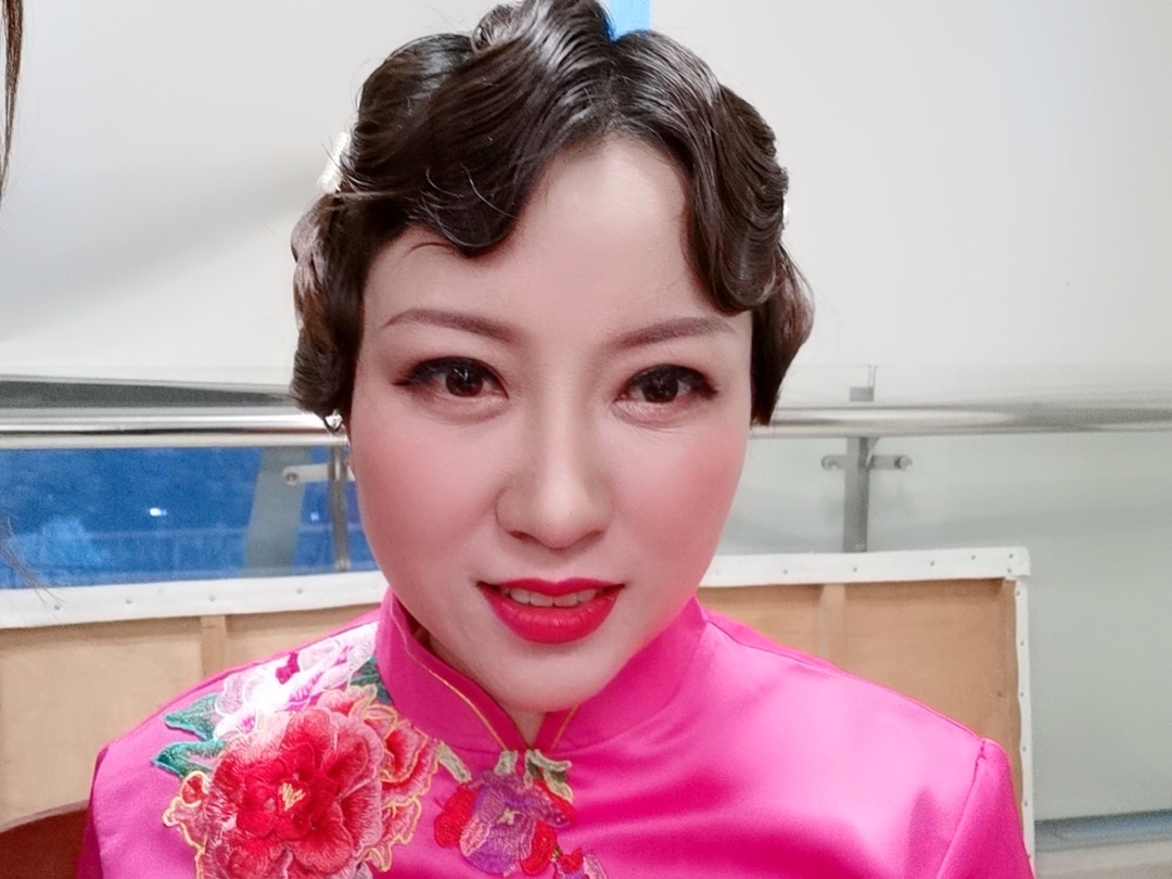 精致一对一定制妆容，可定制各式妆容