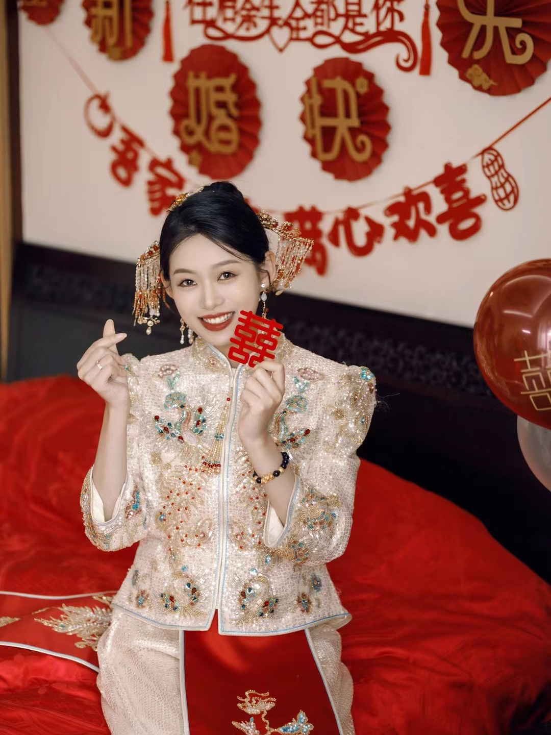 【热卖推荐】资深级全程新娘跟妆3妆3造+妈妈妆