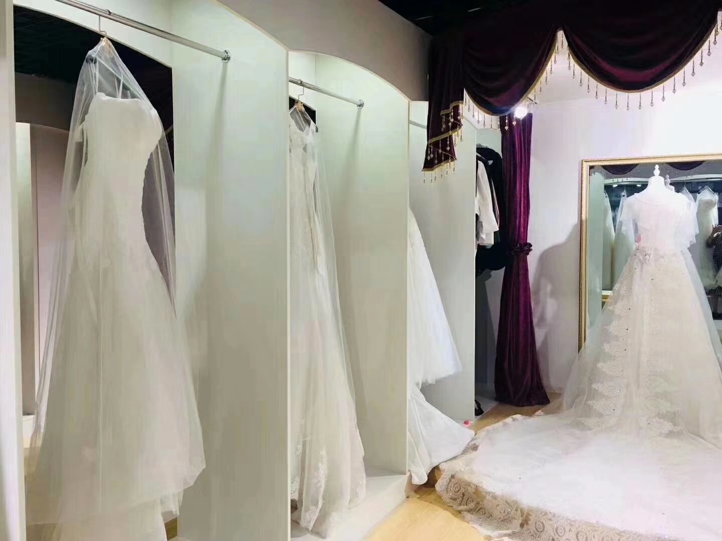 萌橙印象婚纱摄影会馆
