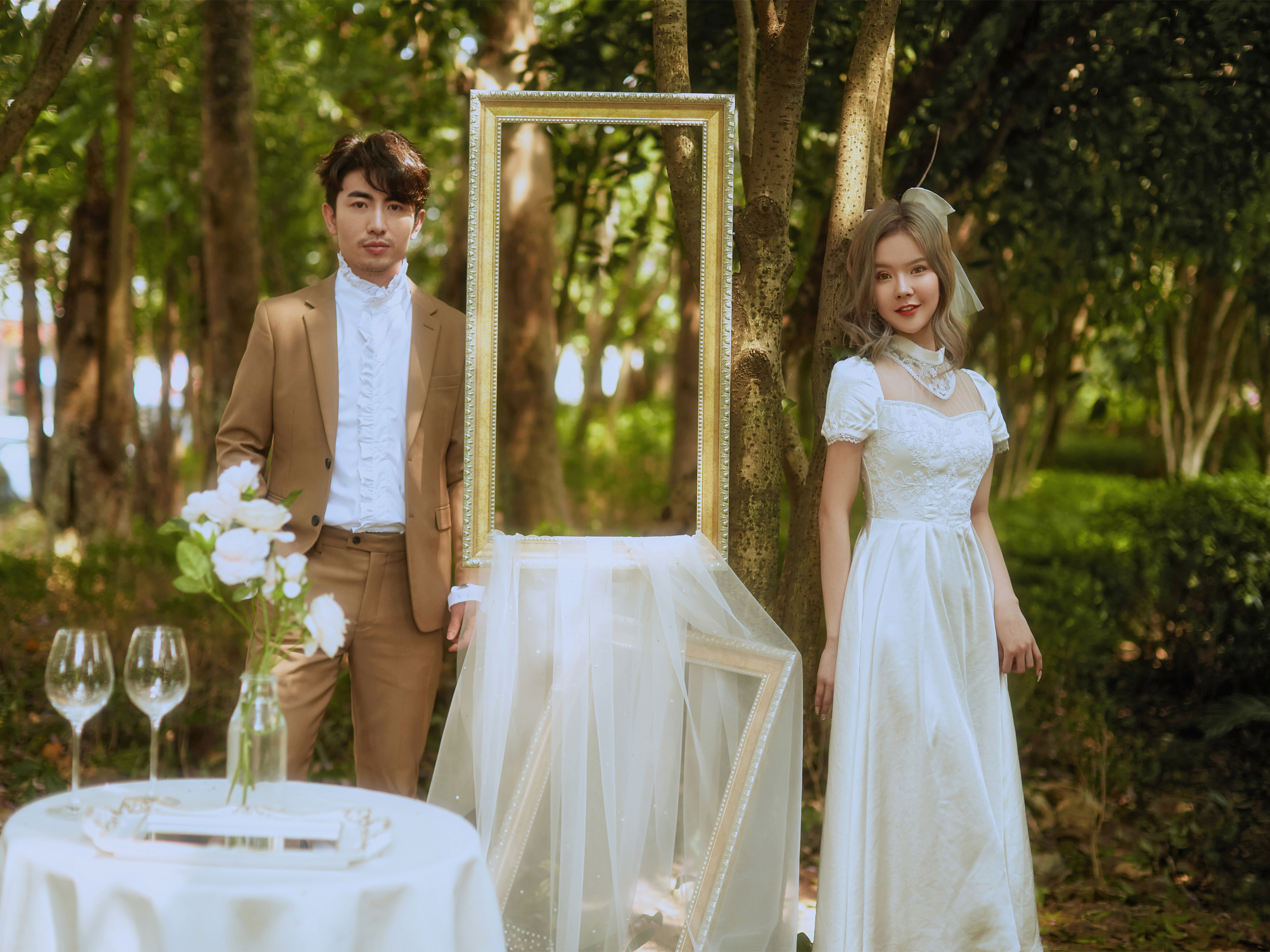 三服三造 內(nèi)外景結(jié)合 特惠婚紗照（底片全送）
