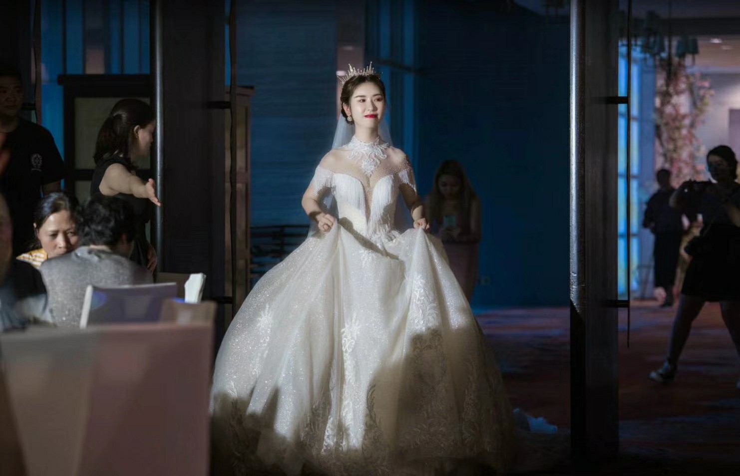 MUSE高级婚纱礼服