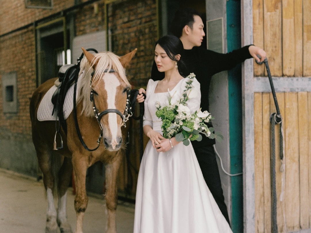 香奈造型资深化妆师3个 造型2个妆容