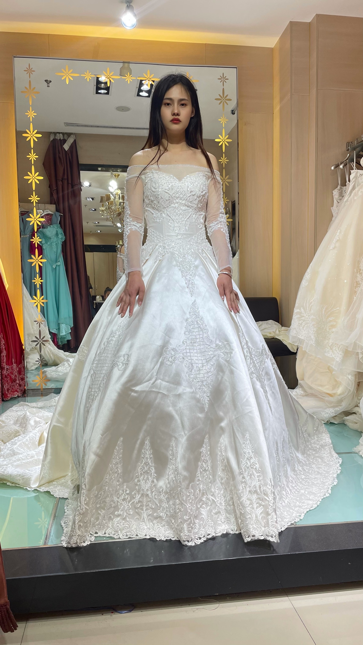 5.31号第一次穿婚纱