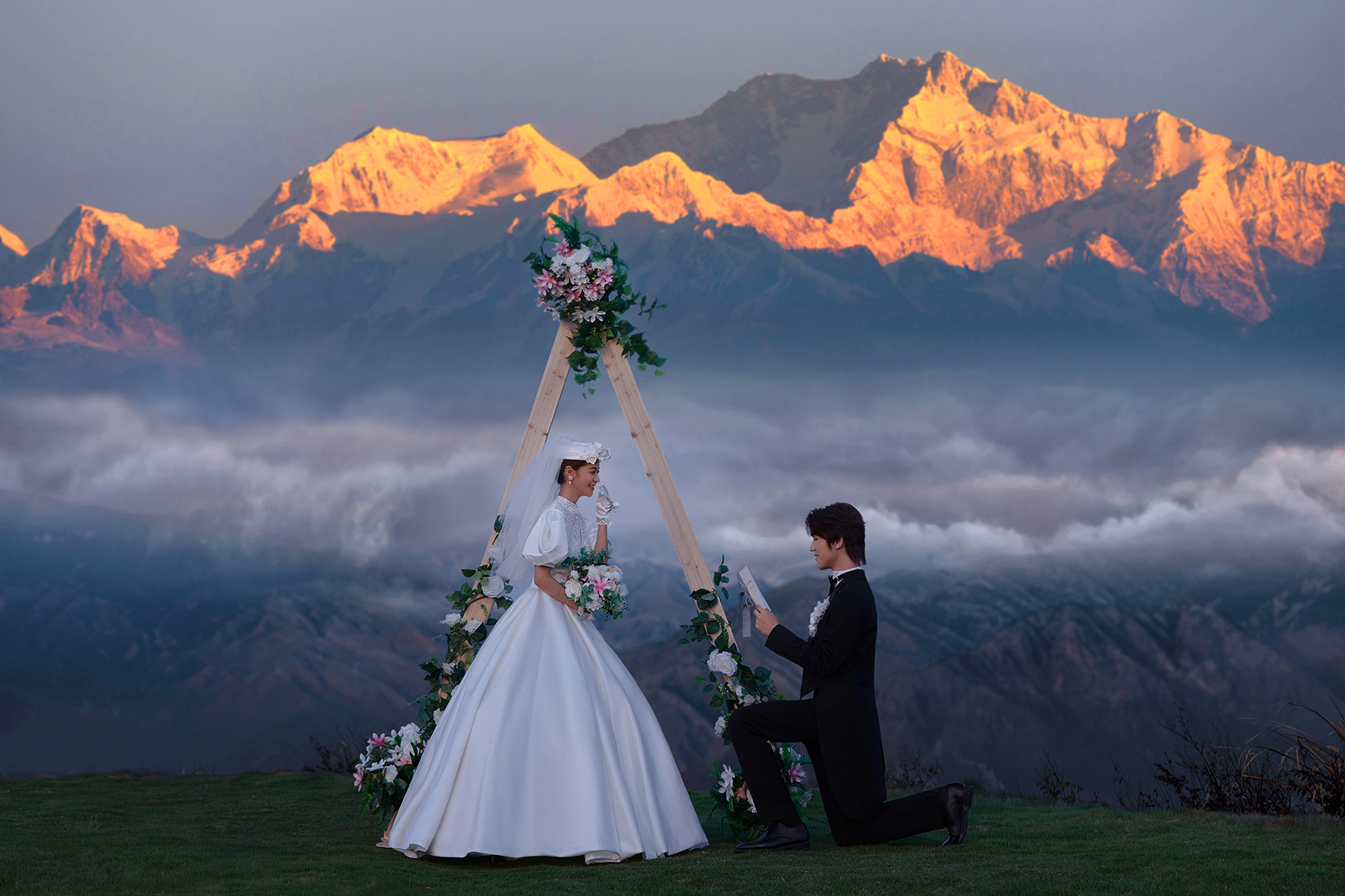 「高定系列」婚纱摄影+婚嫁大礼包