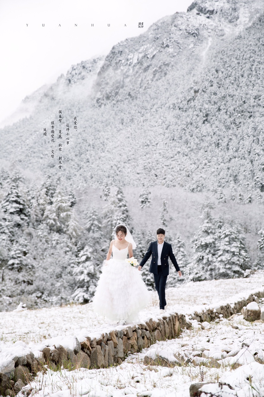 在川西初雪拍的婚纱照美成这样❄️朋友圈羡慕哭😭