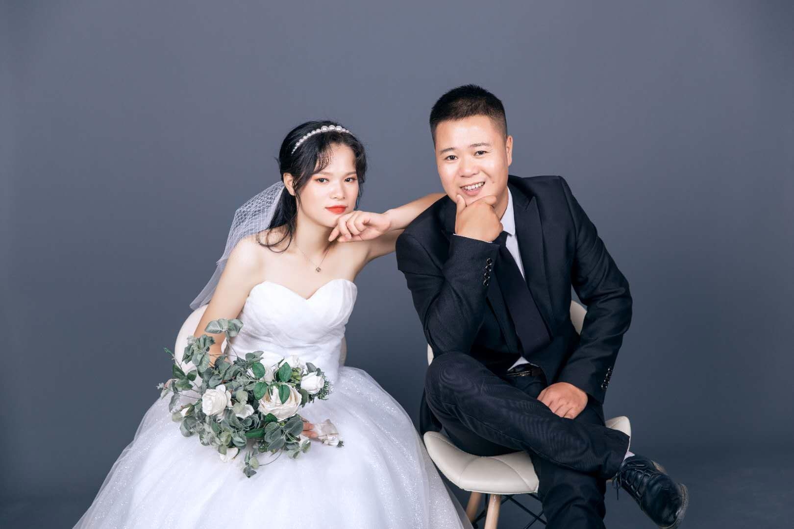 诚恳邀请亲朋好友参加我的婚礼，婚期10月3号