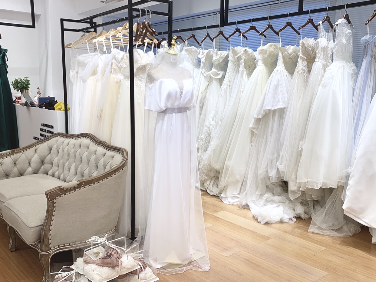艾茉婚纱AMOUR BRIDE