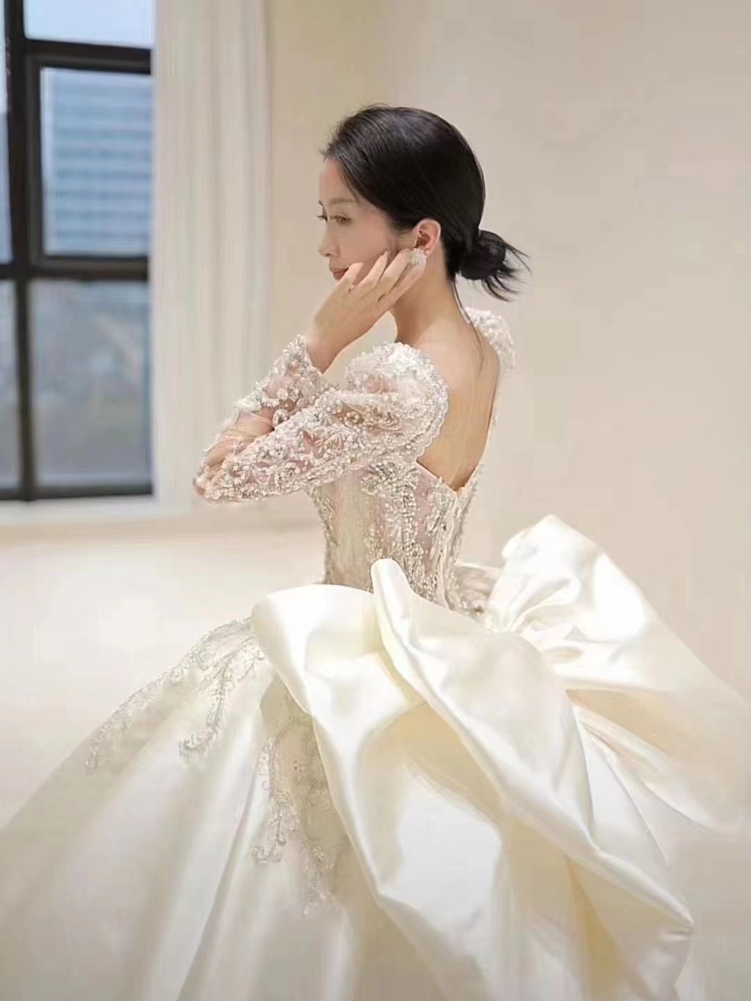 高定重工奢华区保款大拖婚纱礼服1纱➕三服