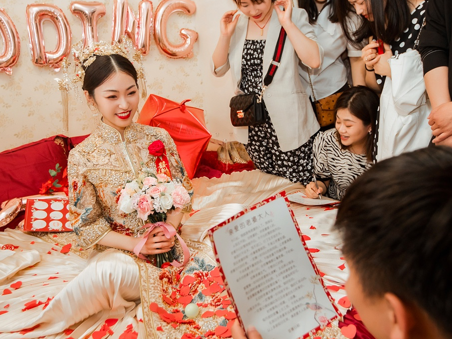 全程跟妆送妈妈伴娘妆面加造型