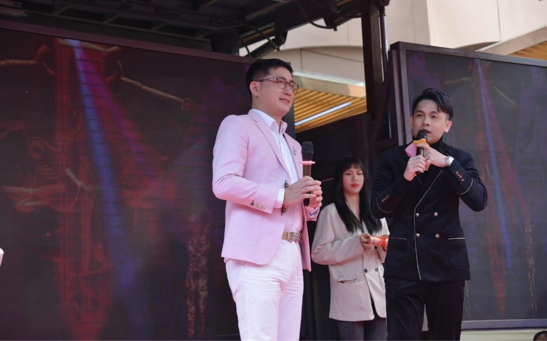 【人气推荐】主持送唱歌+席间互动