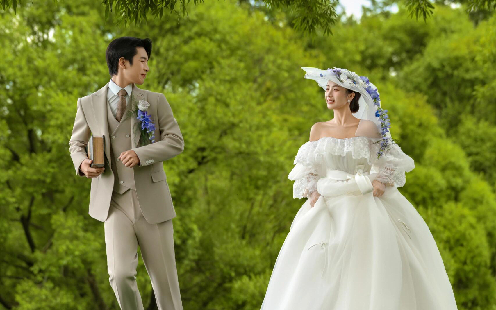 童话秘境｜被这组森系婚纱照美到失语