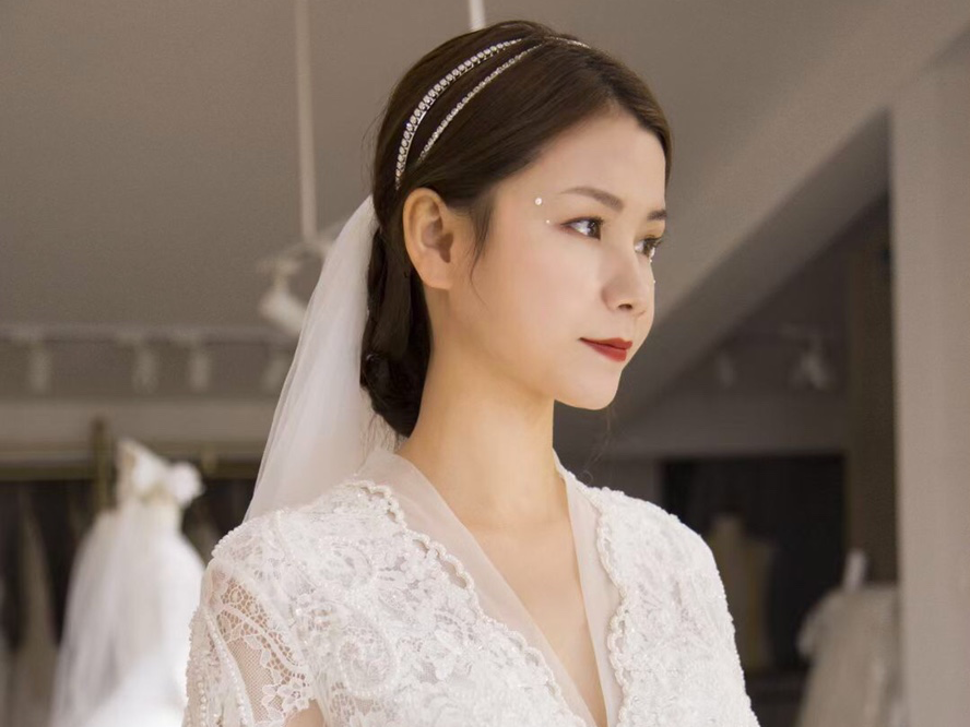 玛丽艳造型清新简约端庄早妆