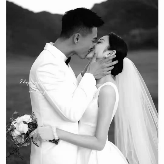 婚纱外景纪实风格欣赏