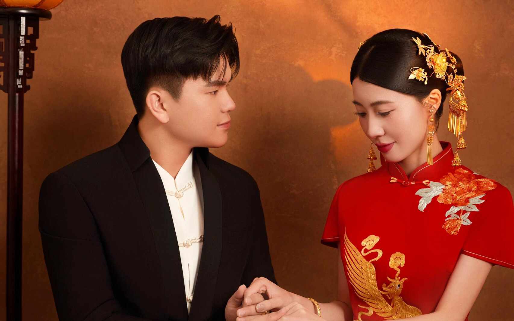 秀禾服系列婚纱照经典必拍系列、石家庄婚纱照推荐商