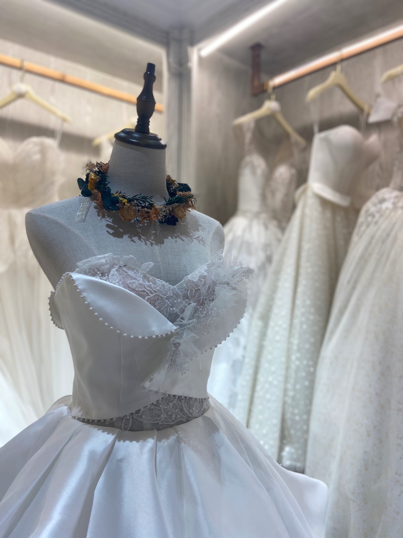 YJ设计师品牌婚纱礼服馆(星沙店)