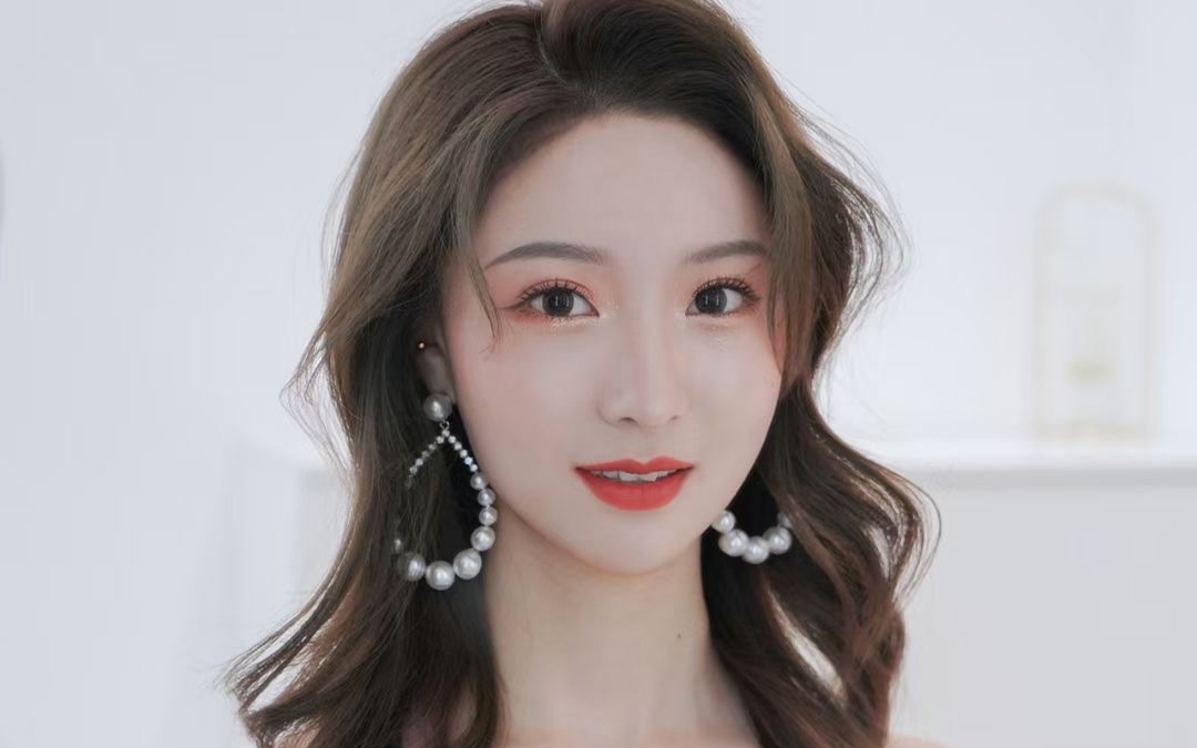 安琪彩妆团队专业资深 造型师一对一新娘跟妆