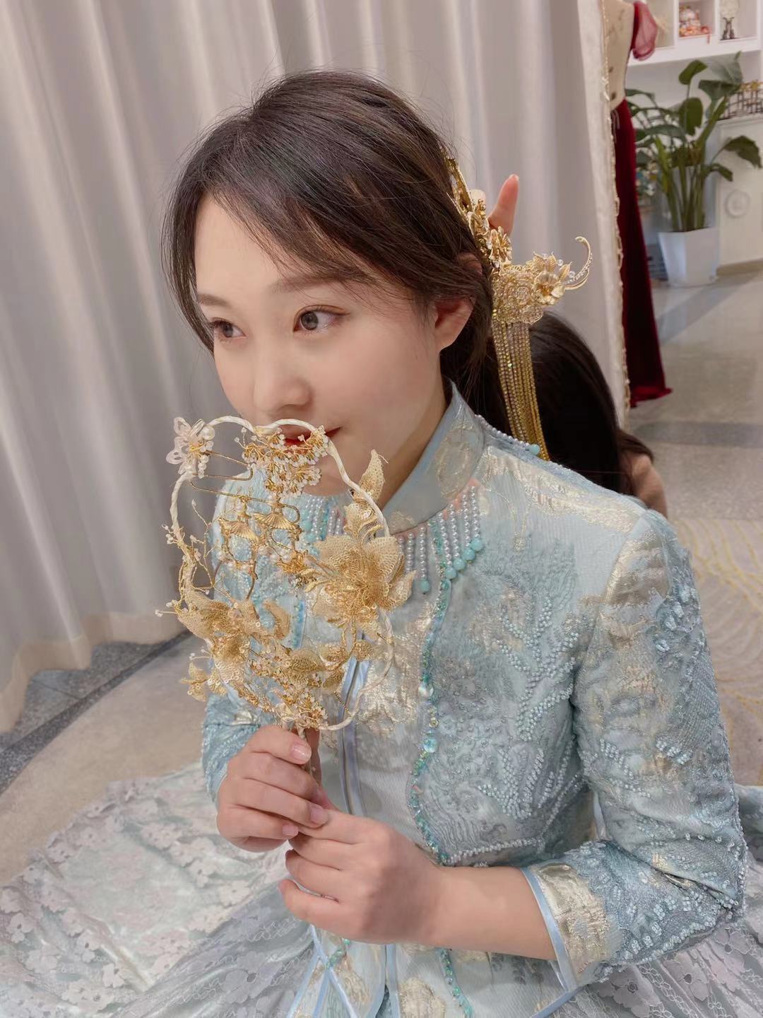 你们婚纱都订的多少钱？还没试纱的来看看