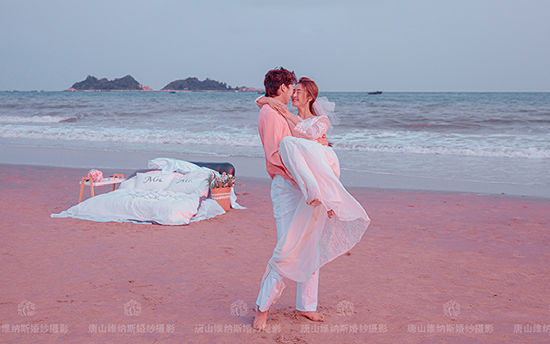 浪漫海岸风婚照/10服10造/一对一/总监掌镜