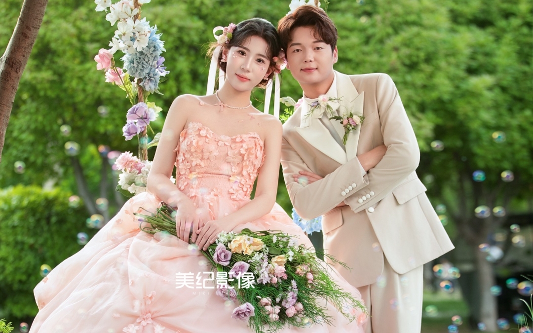 林系花海秋千婚纱照
