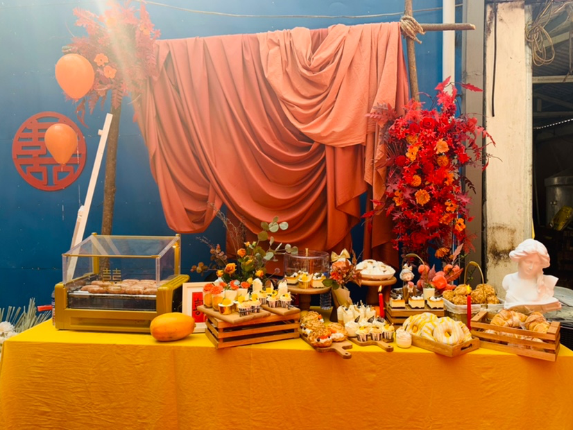 極簡主題橘紅色婚禮定制服務(wù)