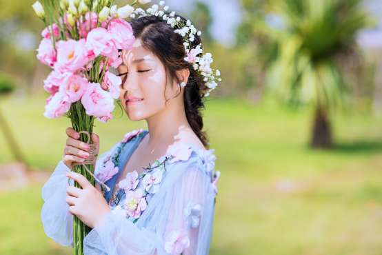 蒂莎婚纱摄影_婚纱摄影(2)