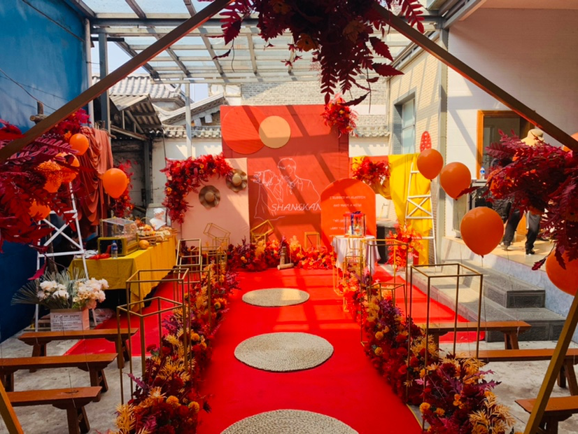 極簡主題橘紅色婚禮定制服務(wù)