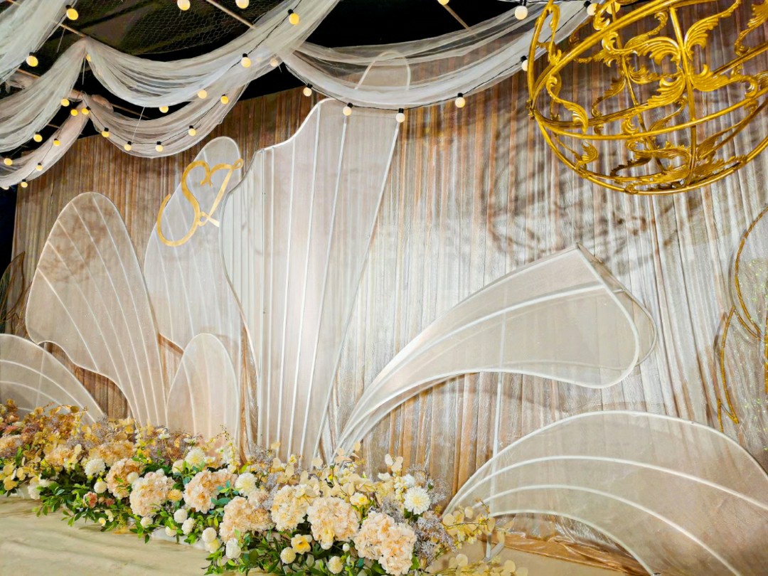 性价比超高资深主持--周磊