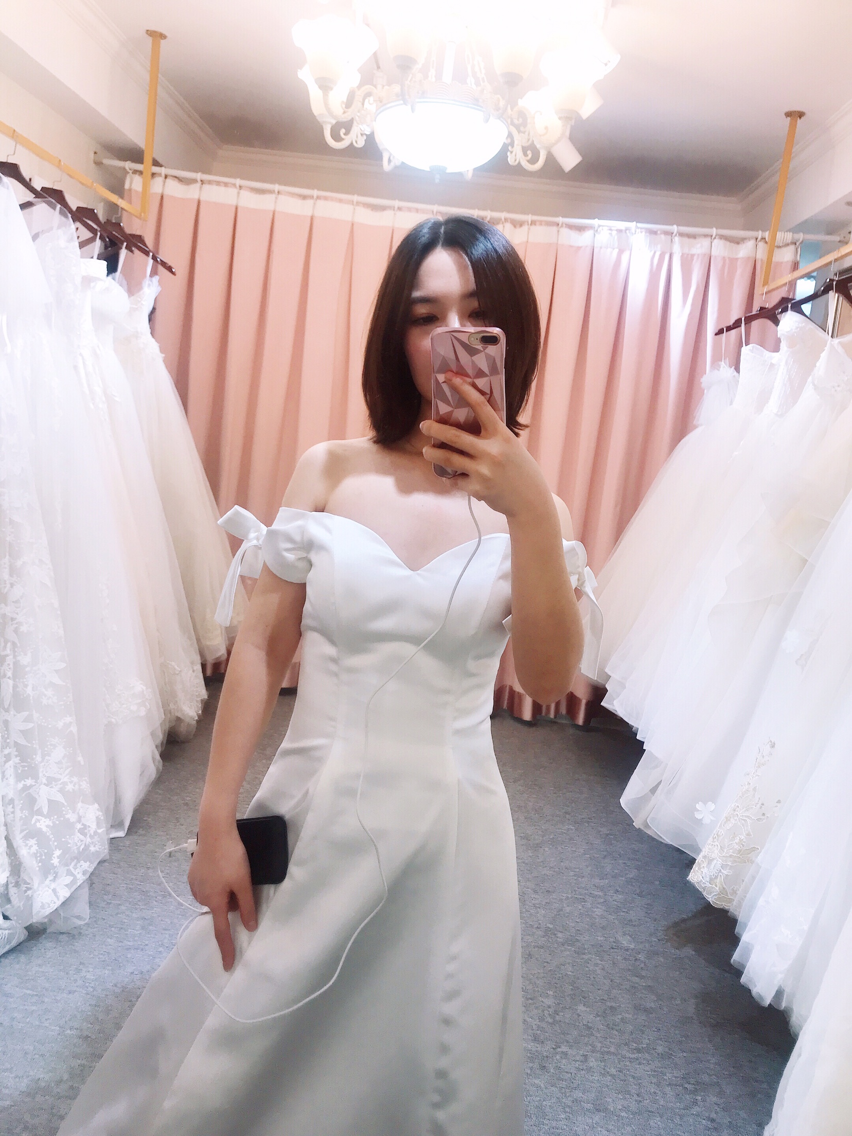 沫春美妆婚纱馆