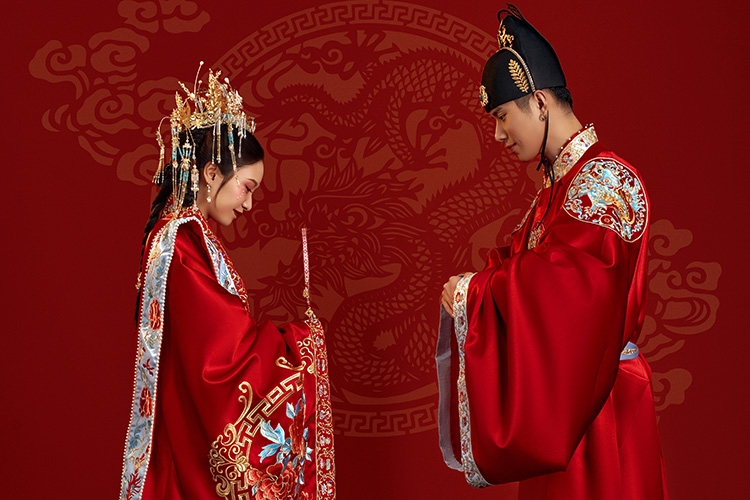 高端定制內(nèi)外景結(jié)合