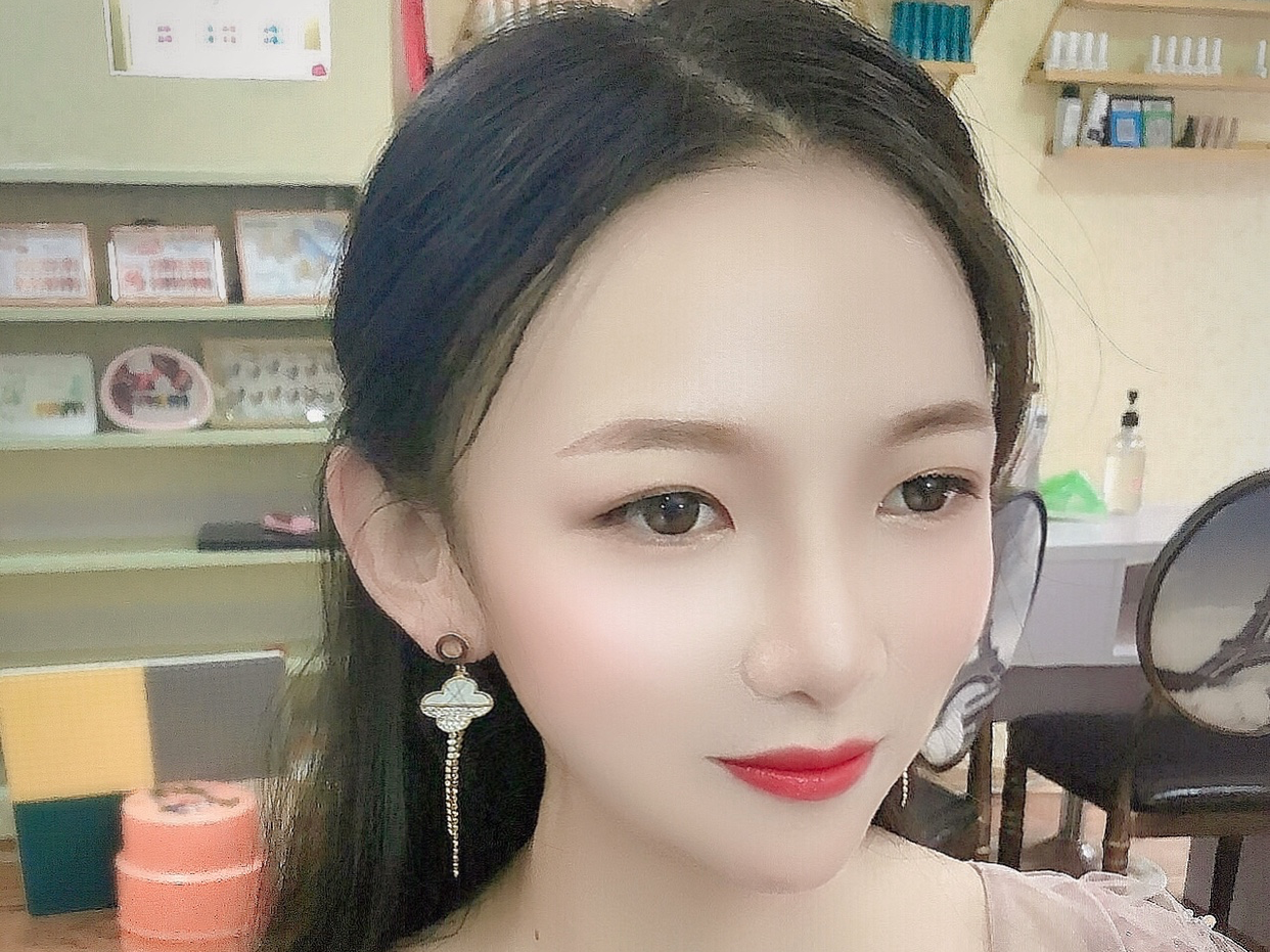 福清龙田女皇婚纱店订婚妆