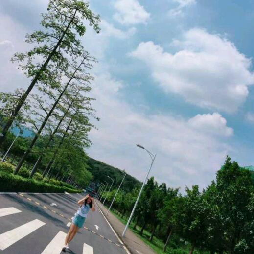 果丹皮楚楚