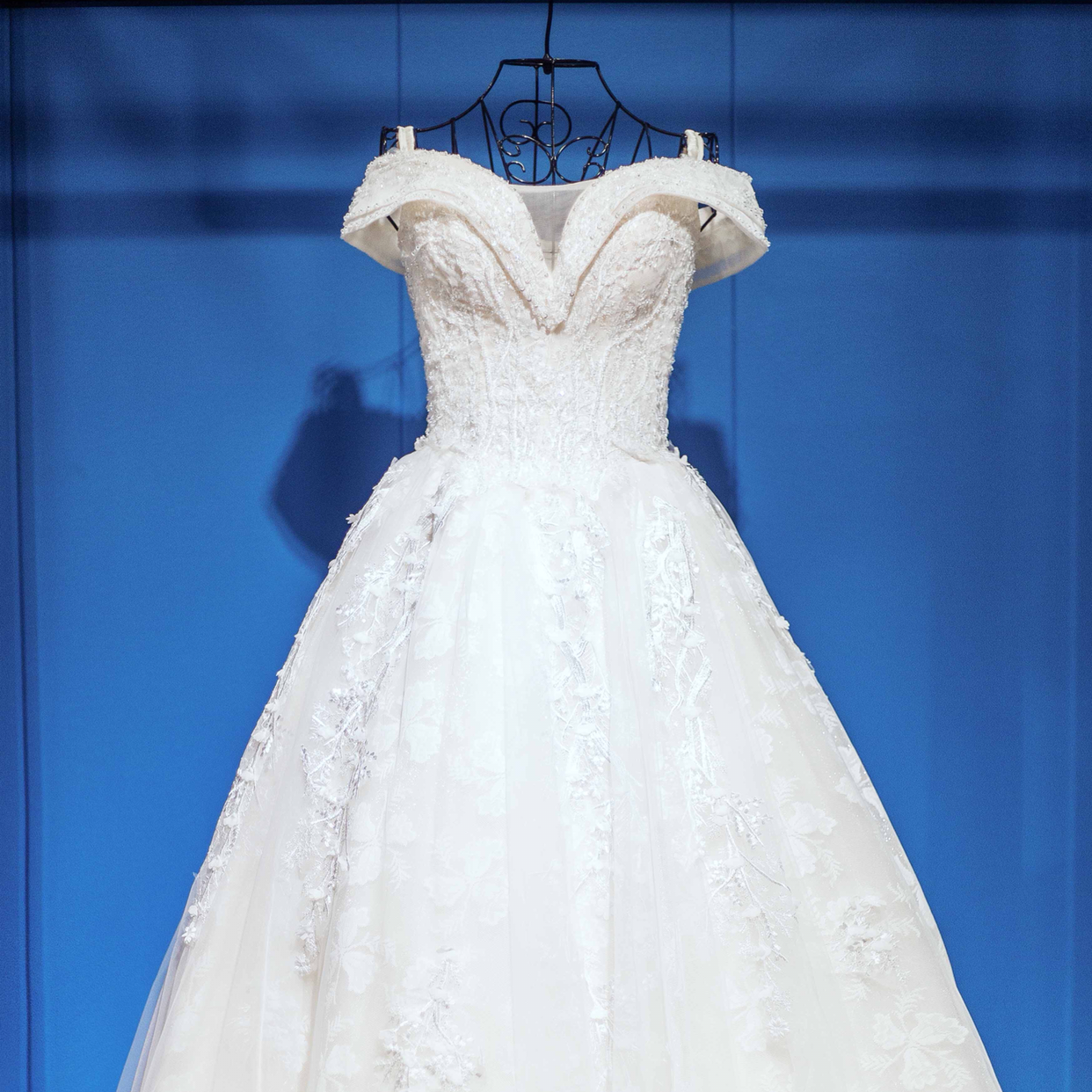 蓝蔻婚纱礼服馆