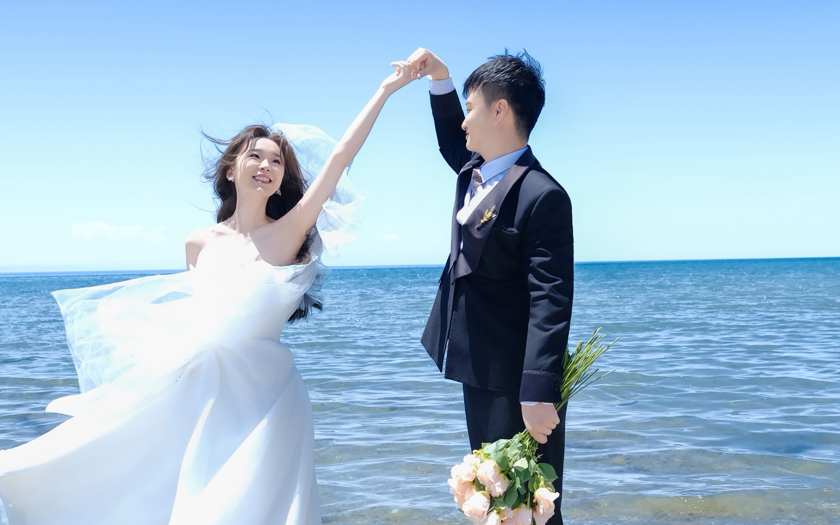 青海湖自由且浪漫💕婚纱照