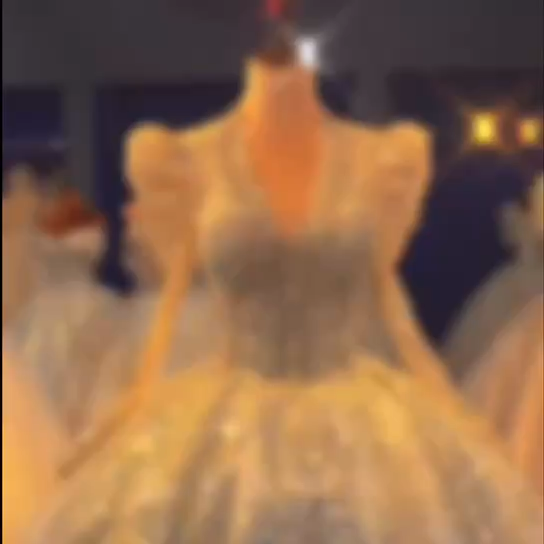 1280特惠婚纱礼服三件套+跟妆套餐