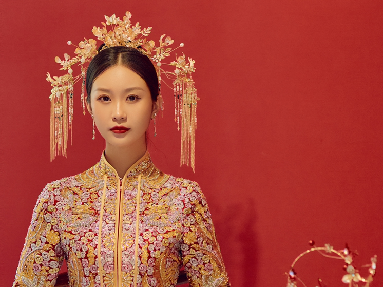【墨白美妆】化妆总监精致妆容+轻奢发型4款