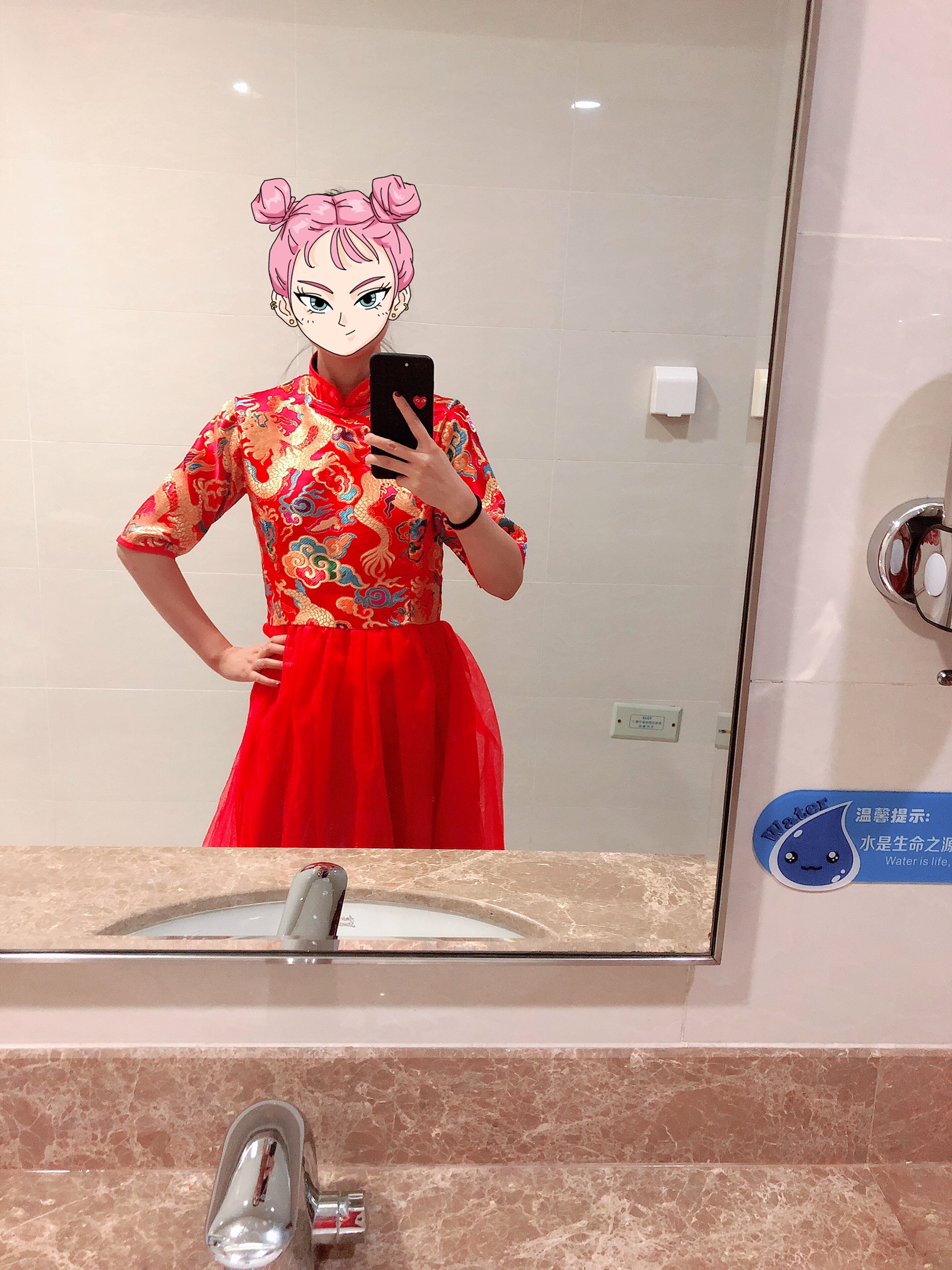 结婚礼服、婚纱、伴娘服、敬酒服转让