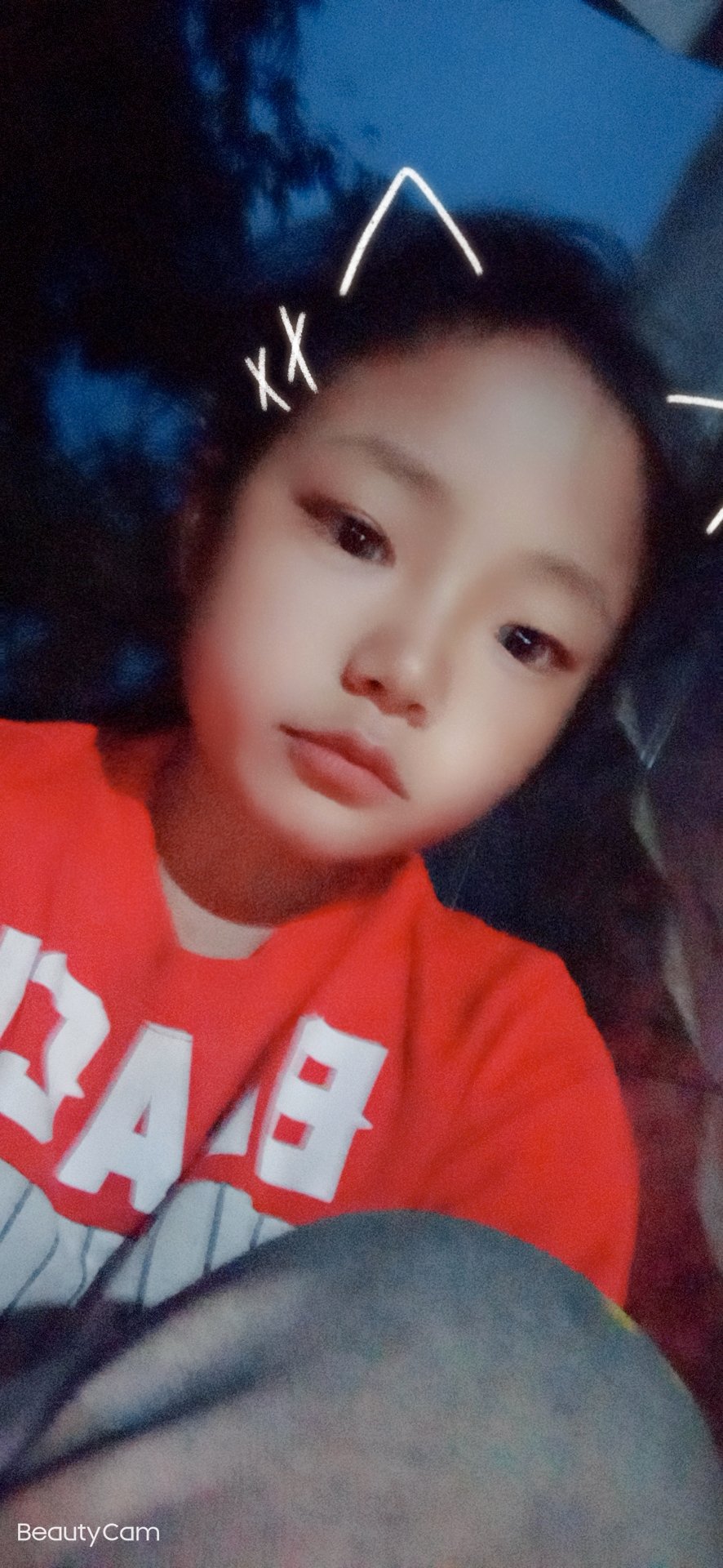 宝贝
我们要
拍婚纱照了，
要开心