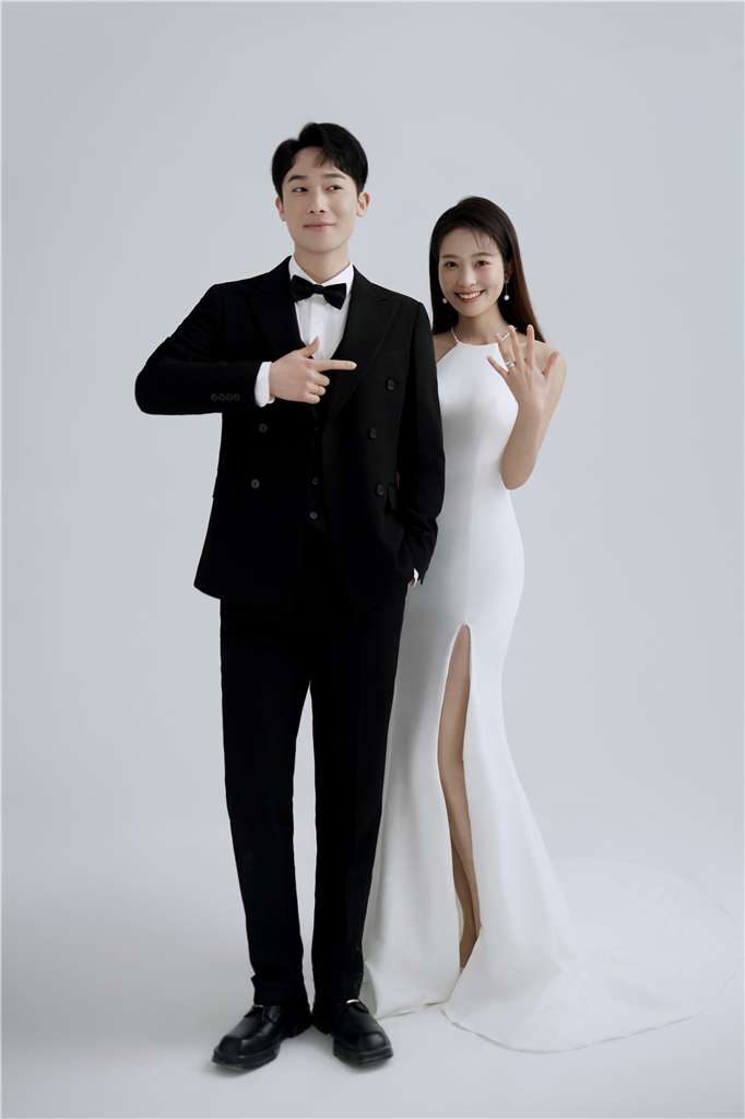 【熙漫摄影】性价比套餐+主题任选婚纱照拍摄