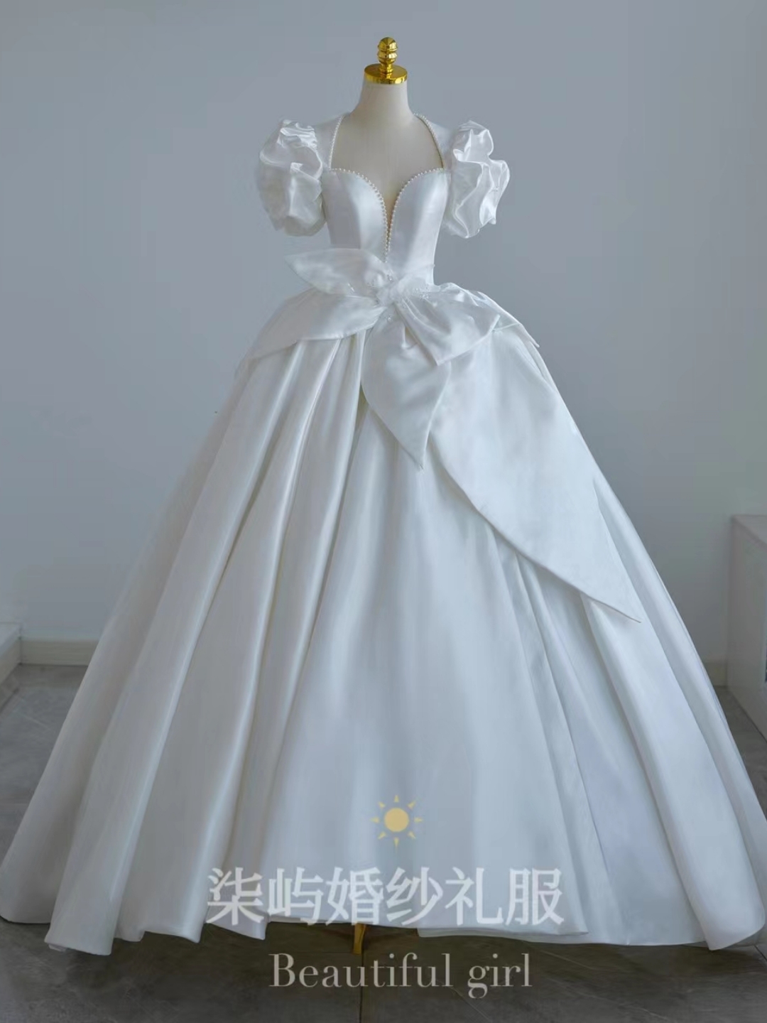 高级重工高定款主纱+秀禾敬+酒服+跟妆套餐