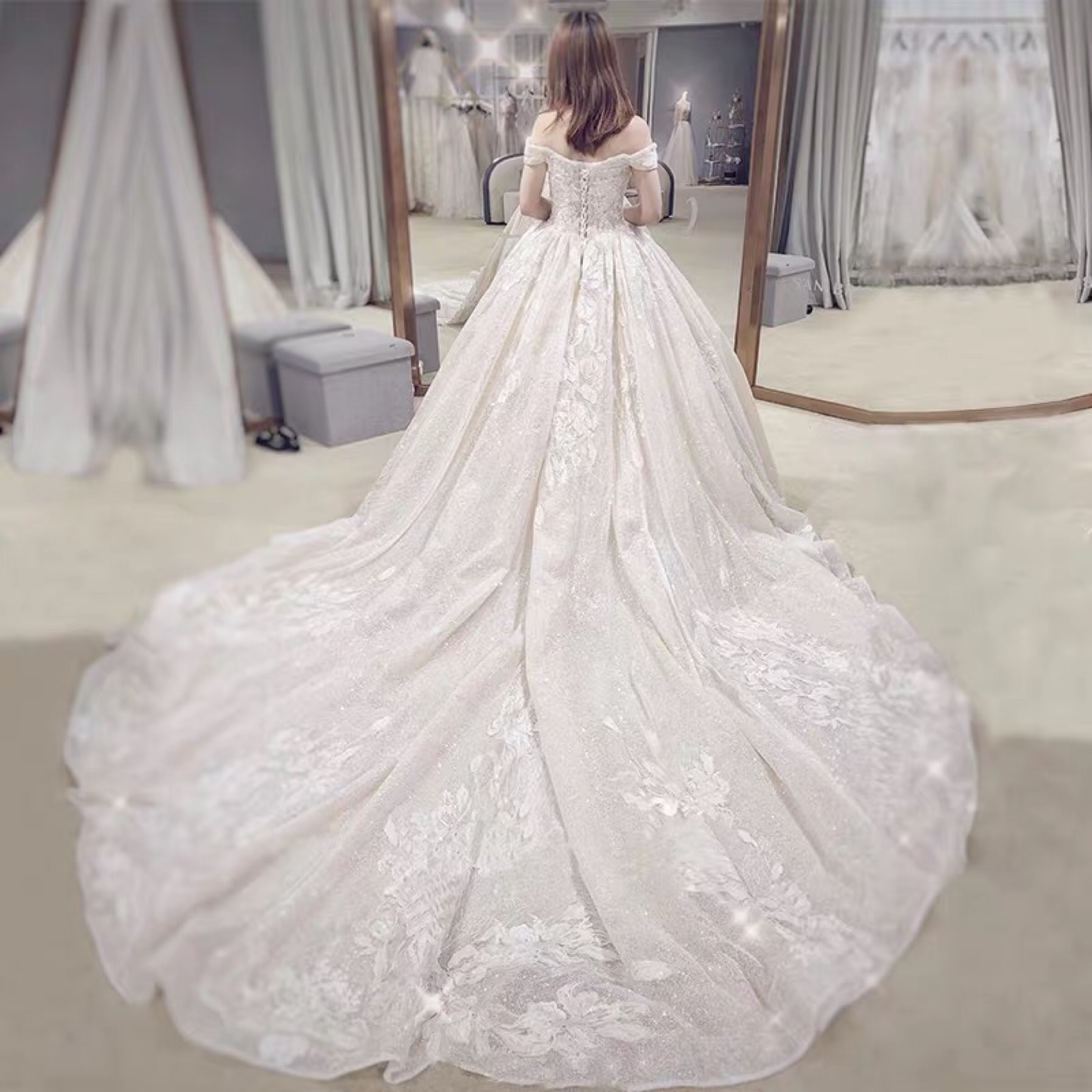大码婚纱，低价转让