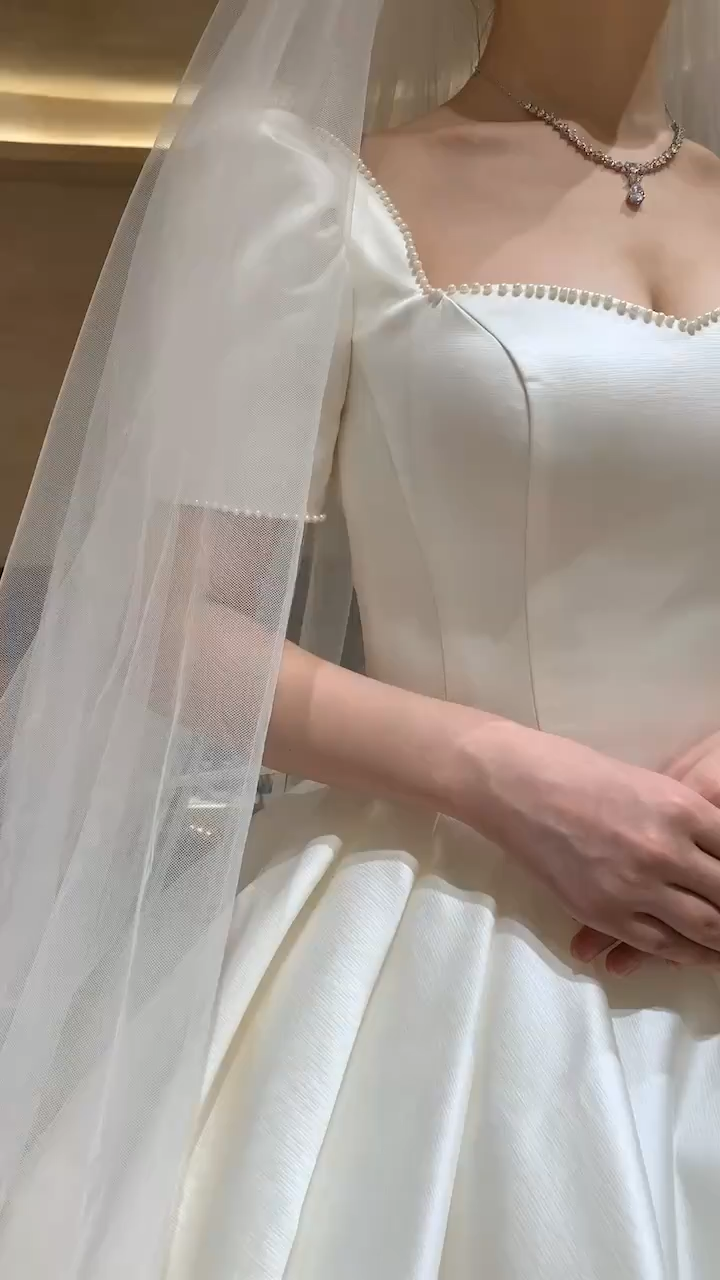 【品质甄选】婚纱礼服八件套+全程跟妆