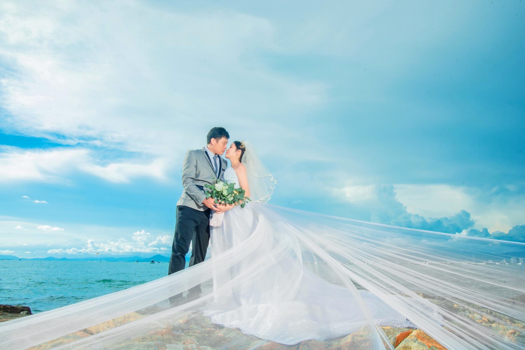 晓辉❤&刘丽琴 的婚礼 邀请 ，