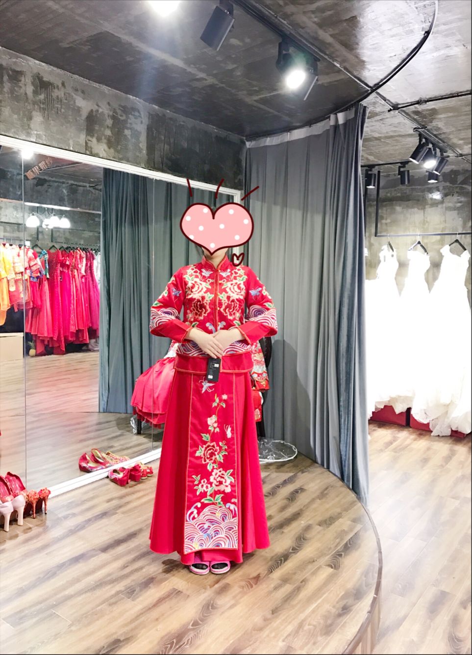 婚纱嫁衣馆_公主嫁衣婚纱礼服馆(3)