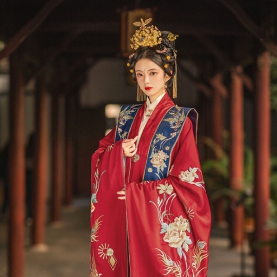 【私人定制】汉服婚服妆造